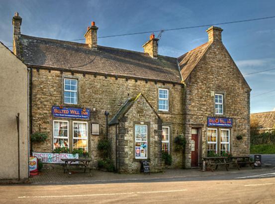 The Belted Will Inn Farlam エクステリア 写真