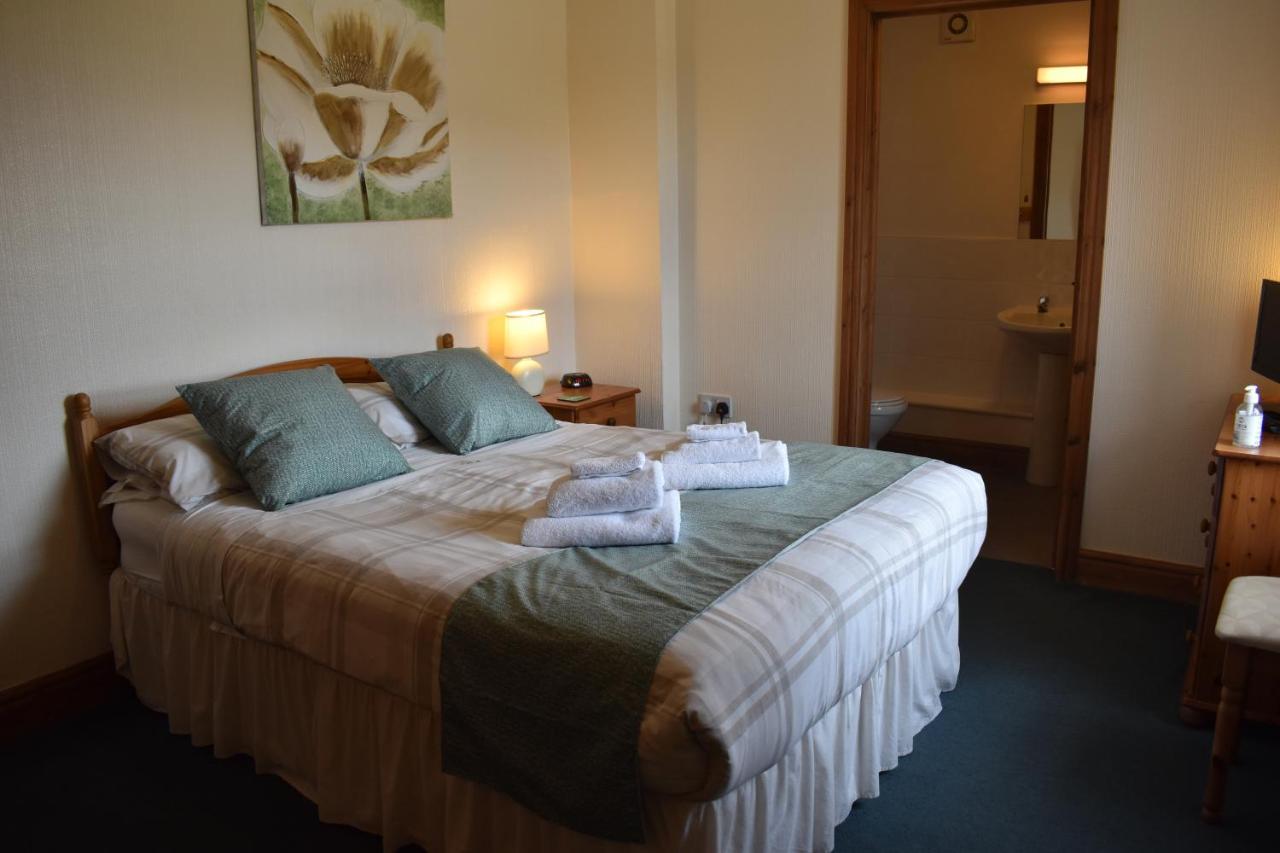 The Belted Will Inn Farlam エクステリア 写真
